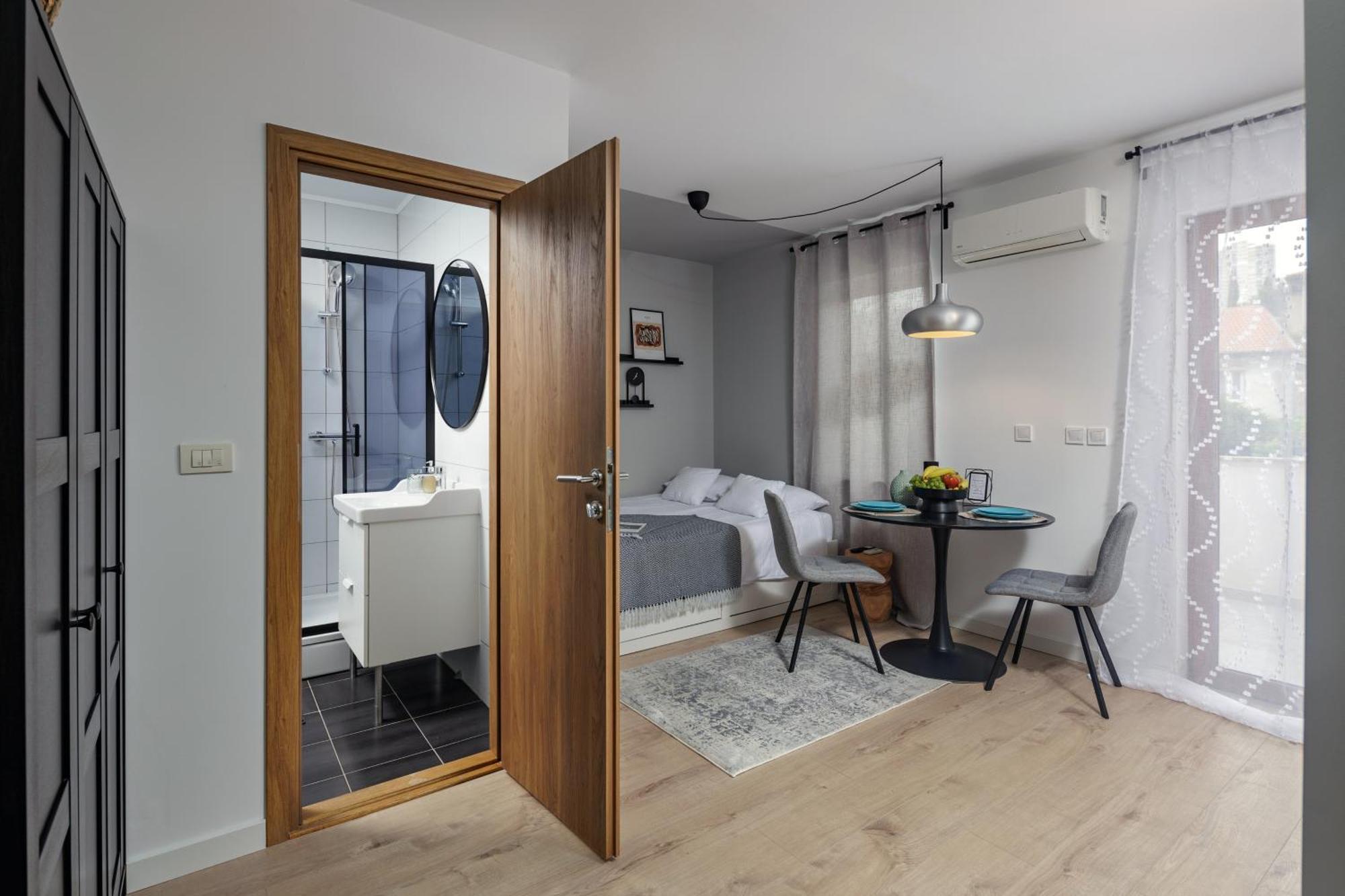 Agostini - Contactless Apartments Vukovarska Rijeka Eksteriør billede
